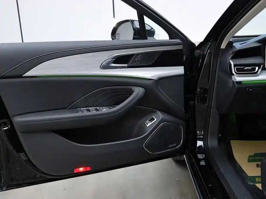 Hongqi H5 2025 2.0T Automatic Flagship Edition — миниатюра 12