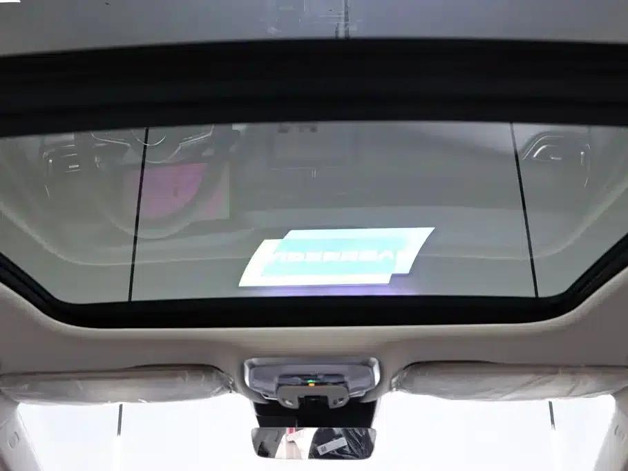 Hongqi H5 2025 2.0T Automatic Flagship Edition — миниатюра 20