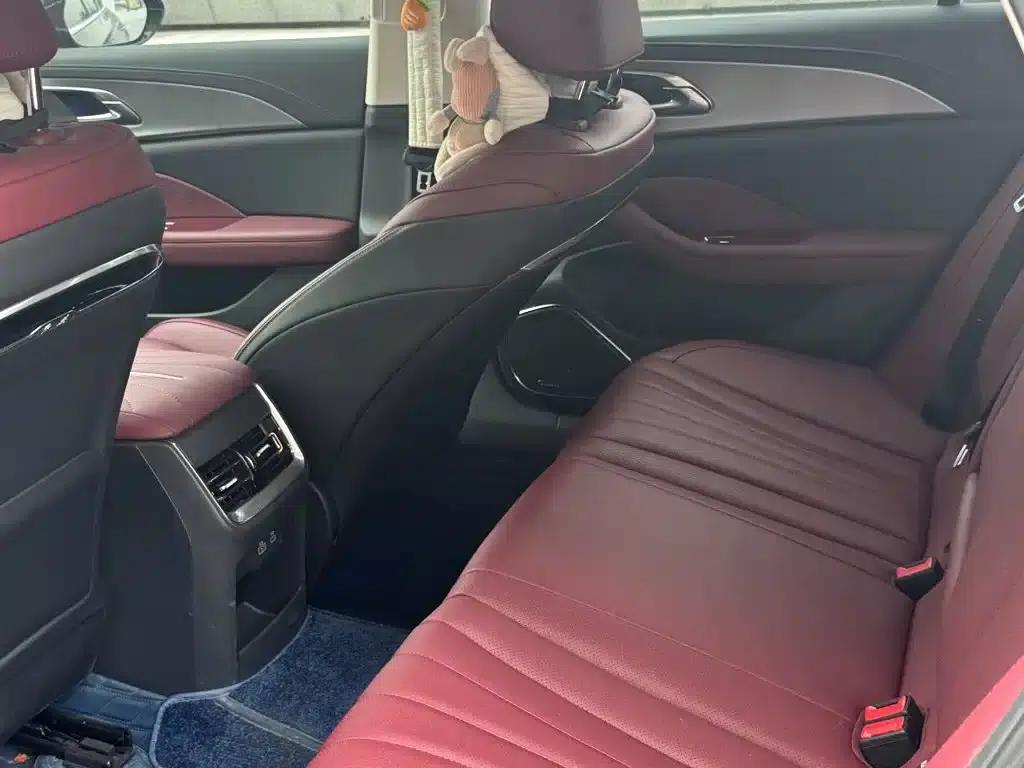Hongqi H5 2023 2.0T Automatic Intelligent Flagship Edition — миниатюра 6