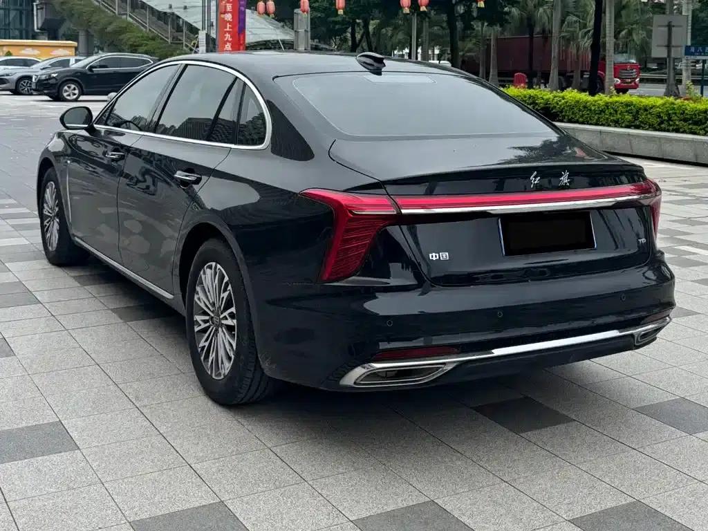 Hongqi H5 2023 2.0T Automatic Intelligent Flagship Edition — миниатюра 9