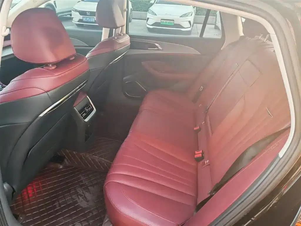 Hongqi H5 2023 2.0T Automatic Intelligent Flagship Edition — миниатюра 6
