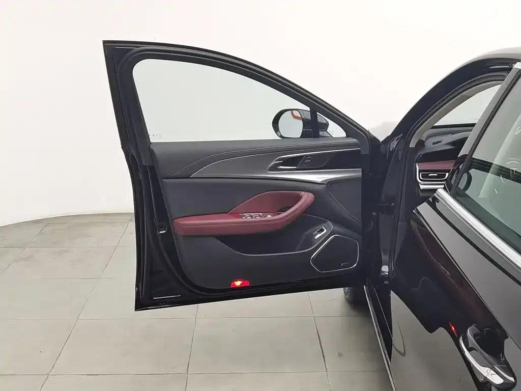 Hongqi H5 2023 1.5T DCT Intelligent Flagship Edition — миниатюра 8
