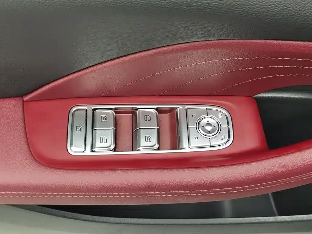 Hongqi H5 2023 1.5T DCT Intelligent Flagship Edition — миниатюра 9
