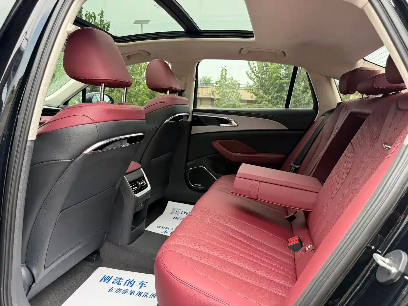 Hongqi H5 2023 2.0T Automatic Intelligent Flagship Edition — миниатюра 8