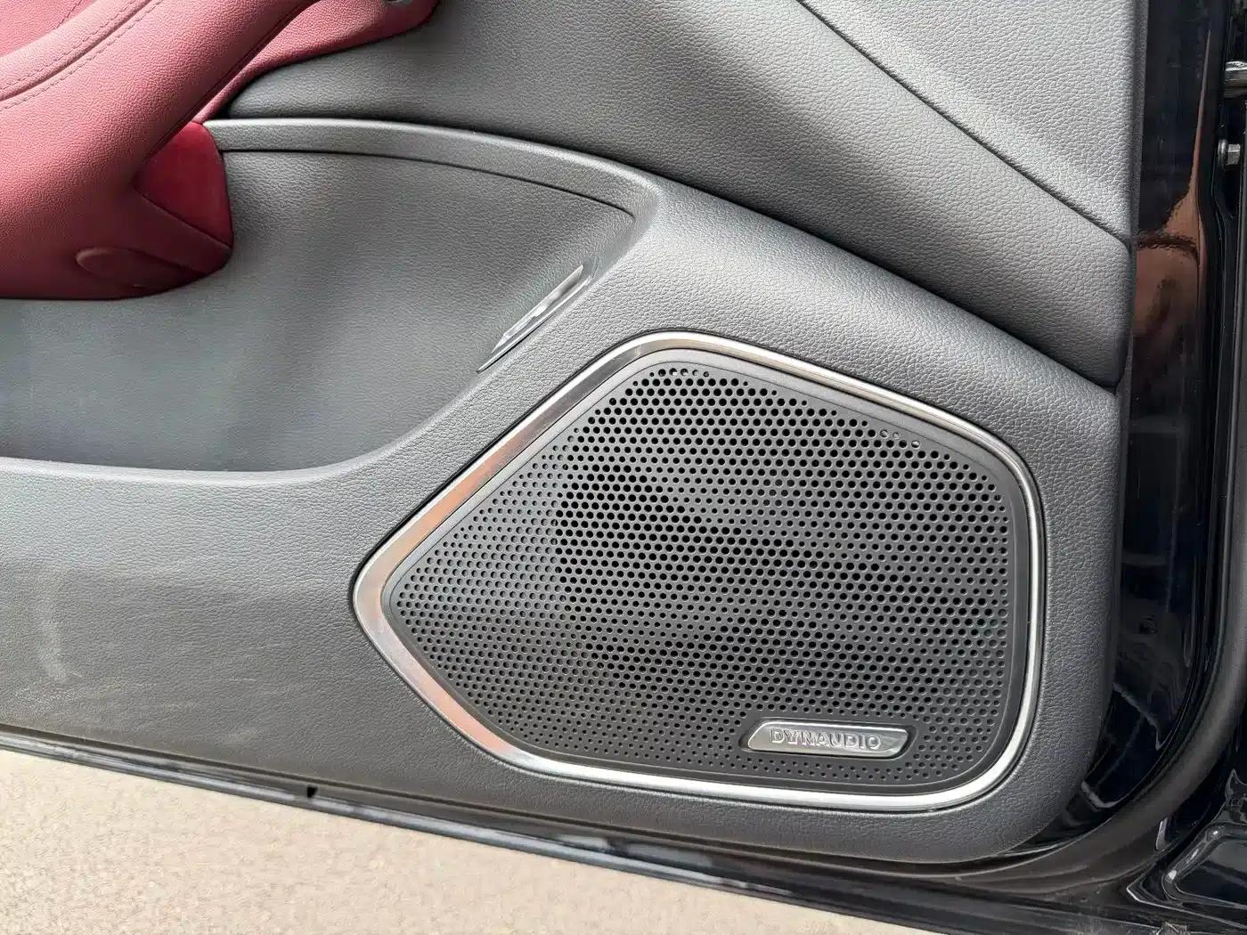 Hongqi H5 2023 2.0T Automatic Intelligent Flagship Edition — миниатюра 9