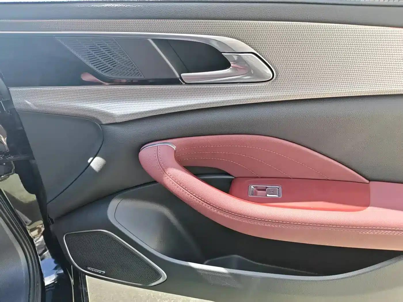Hongqi H5 2023 2.0T Automatic Intelligent Flagship Edition — миниатюра 12