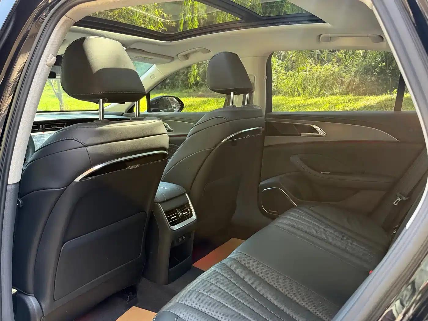 Hongqi H5 2023 2.0T Automatic Intelligent Flagship Edition — миниатюра 4
