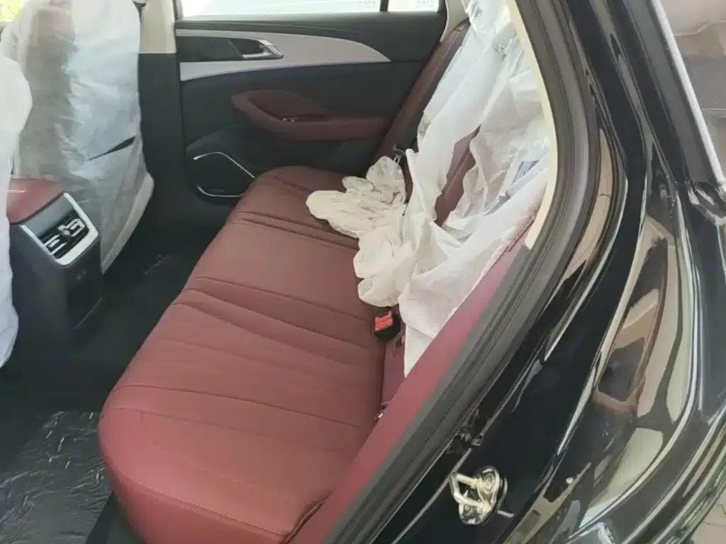 Hongqi H5 2025 2.0T Automatic Flagship Edition — миниатюра 17