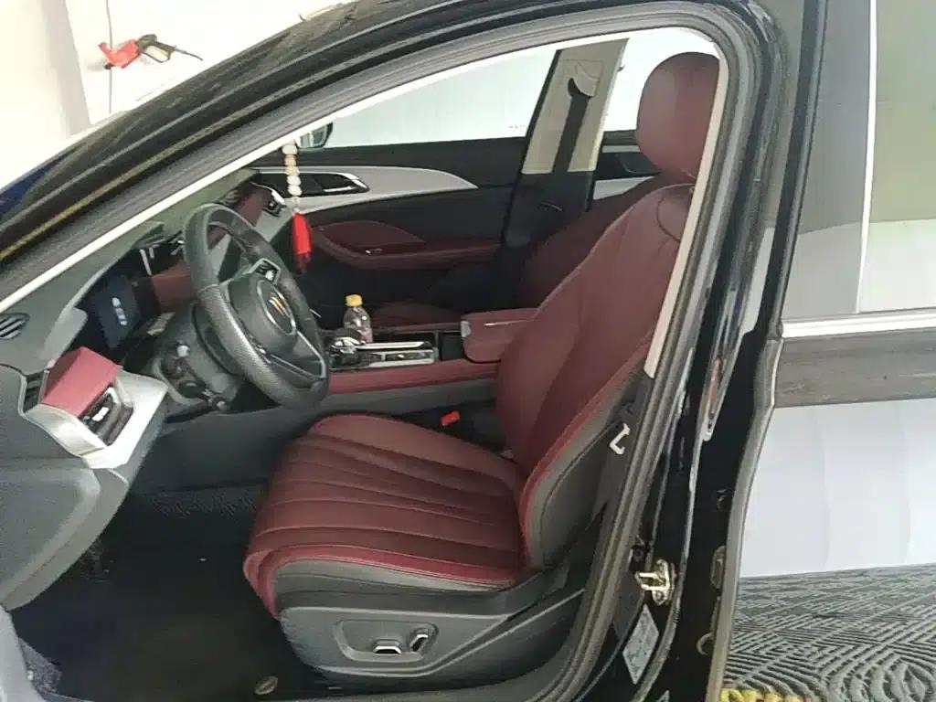 Hongqi H5 2025 1.5T DCT Flag Edition — миниатюра 15