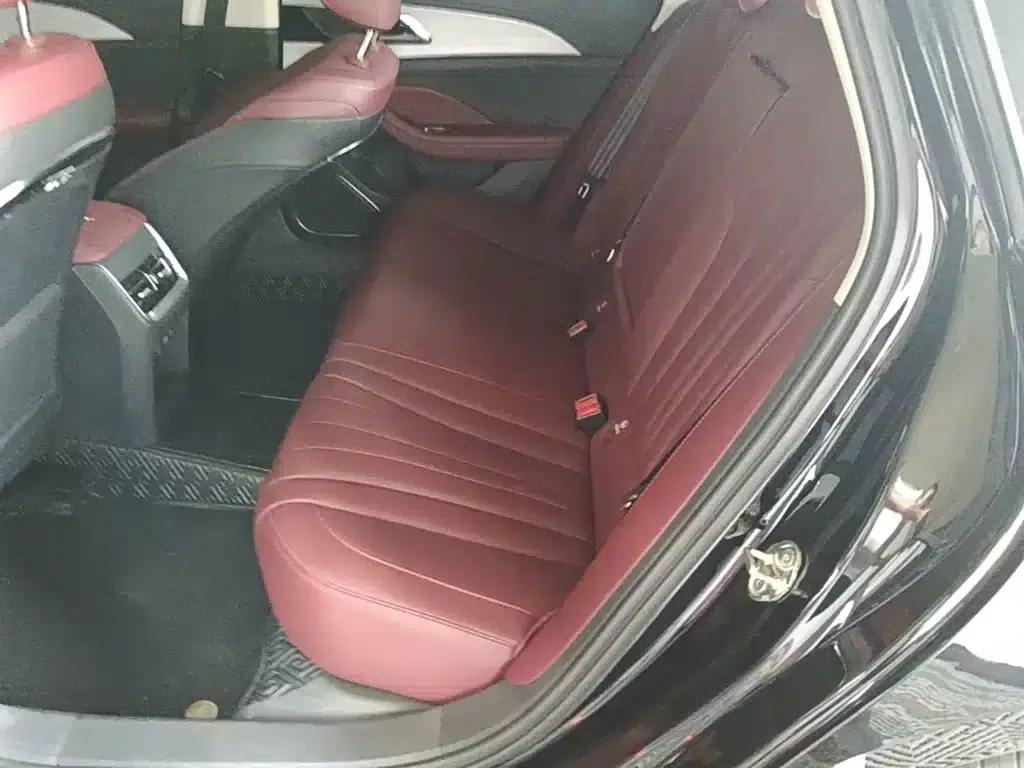 Hongqi H5 2025 1.5T DCT Flag Edition — миниатюра 17