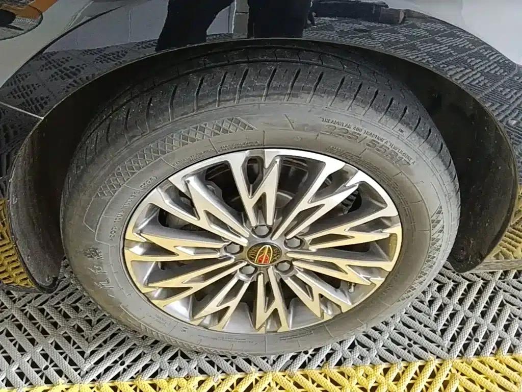 Hongqi H5 2025 1.5T DCT Flag Edition — миниатюра 23