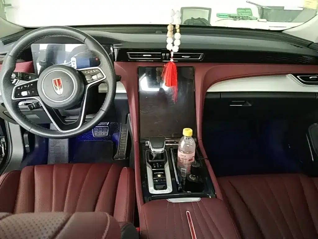 Hongqi H5 2025 1.5T DCT Flag Edition — миниатюра 10