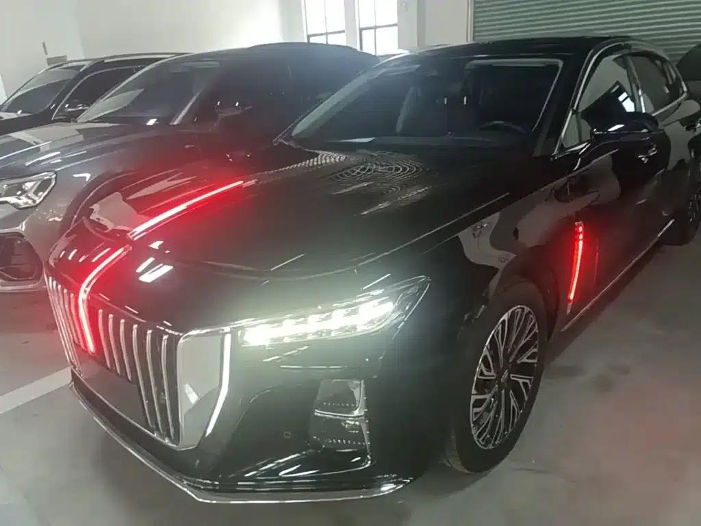 Hongqi H5 2024 2.0T Automatic Intelligent Flagship Edition — миниатюра 1