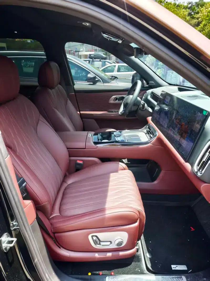 Galaxy M9 2026 Model 210km AWD Black Gold Smart Edition — миниатюра 7