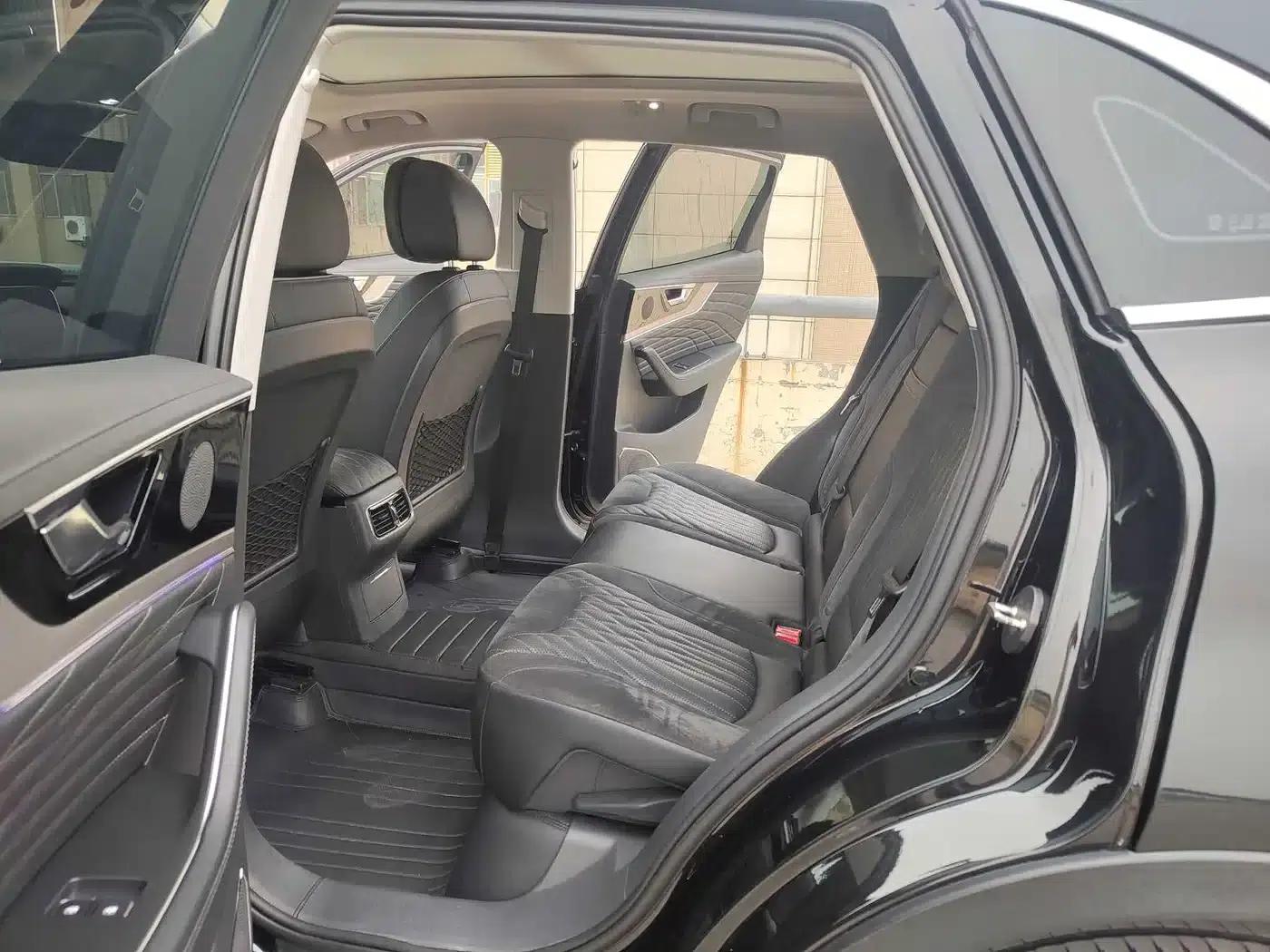 Hongqi HS5 2022 Facelift 2.0T Intelligent Flagship Edition — миниатюра 7