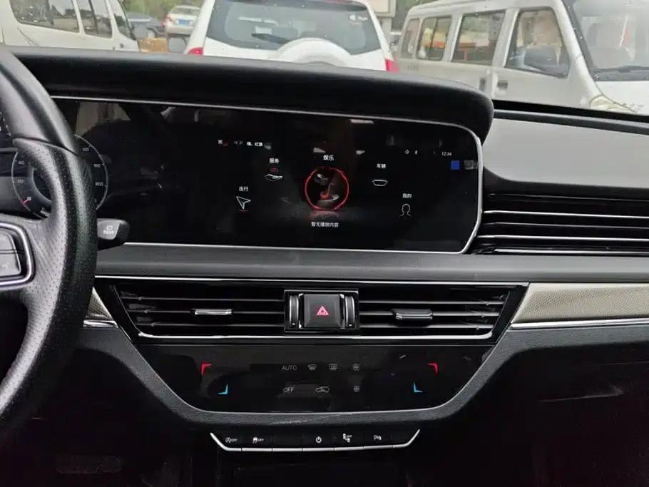 Hongqi HS5 2022 Facelift 2.0T Intelligent Flagship Edition — миниатюра 13