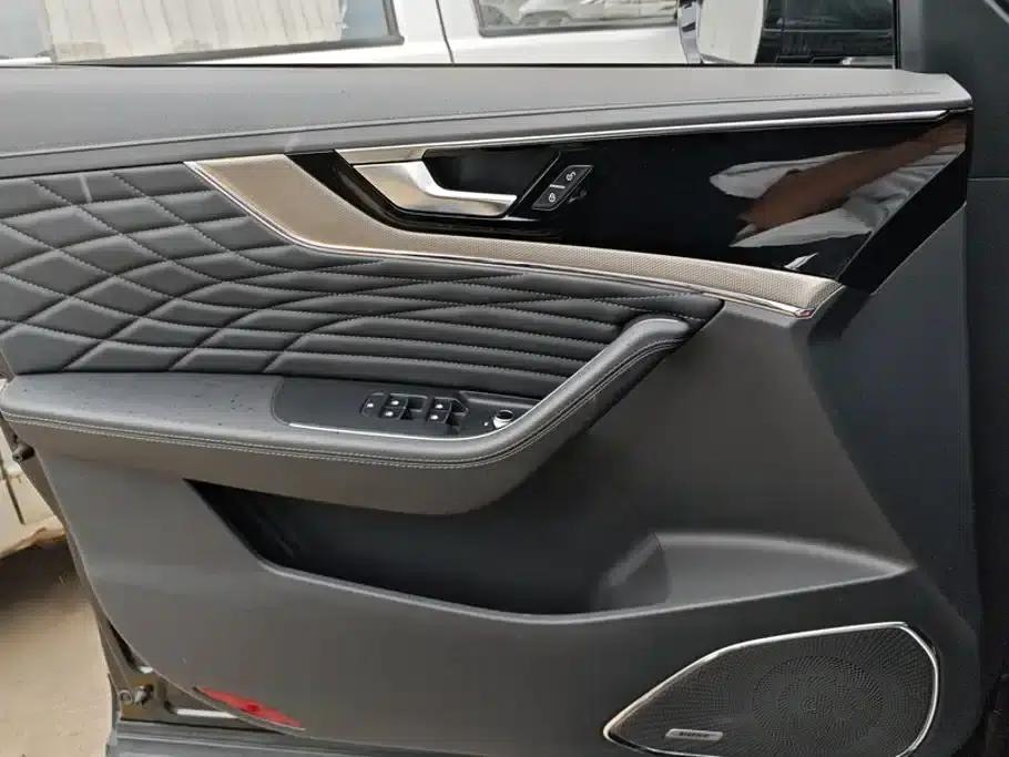 Hongqi HS5 2022 Facelift 2.0T Intelligent Flagship Edition — миниатюра 7