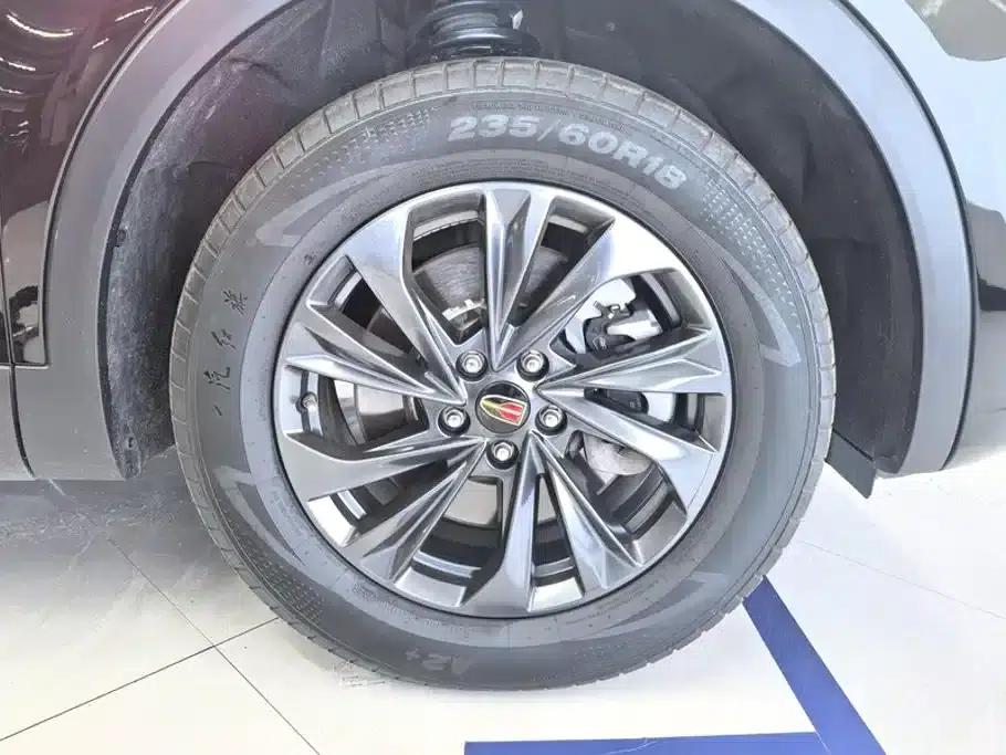 Hongqi HS5 2025 2.0T 2WD Flagship Pro Edition — миниатюра 6