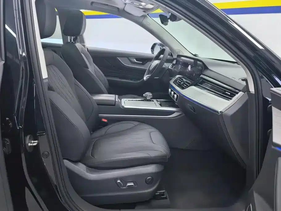 Hongqi HS5 2025 2.0T 2WD Flagship Pro Edition — миниатюра 8