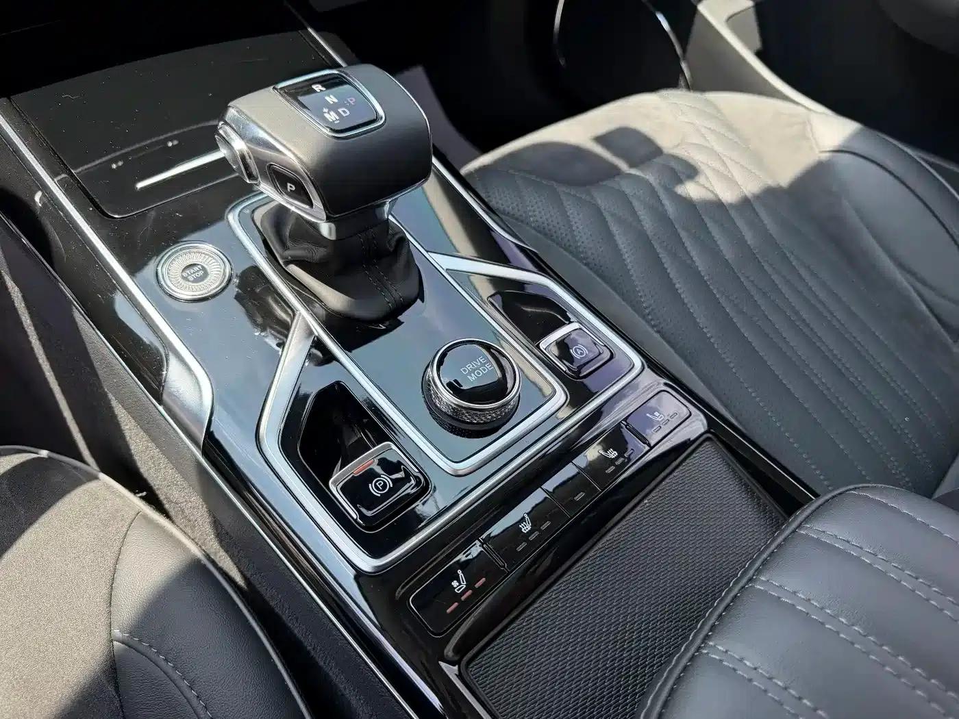 Hongqi HS5 2022 2.0T Intelligent Flagship Enjoyment Edition — миниатюра 7