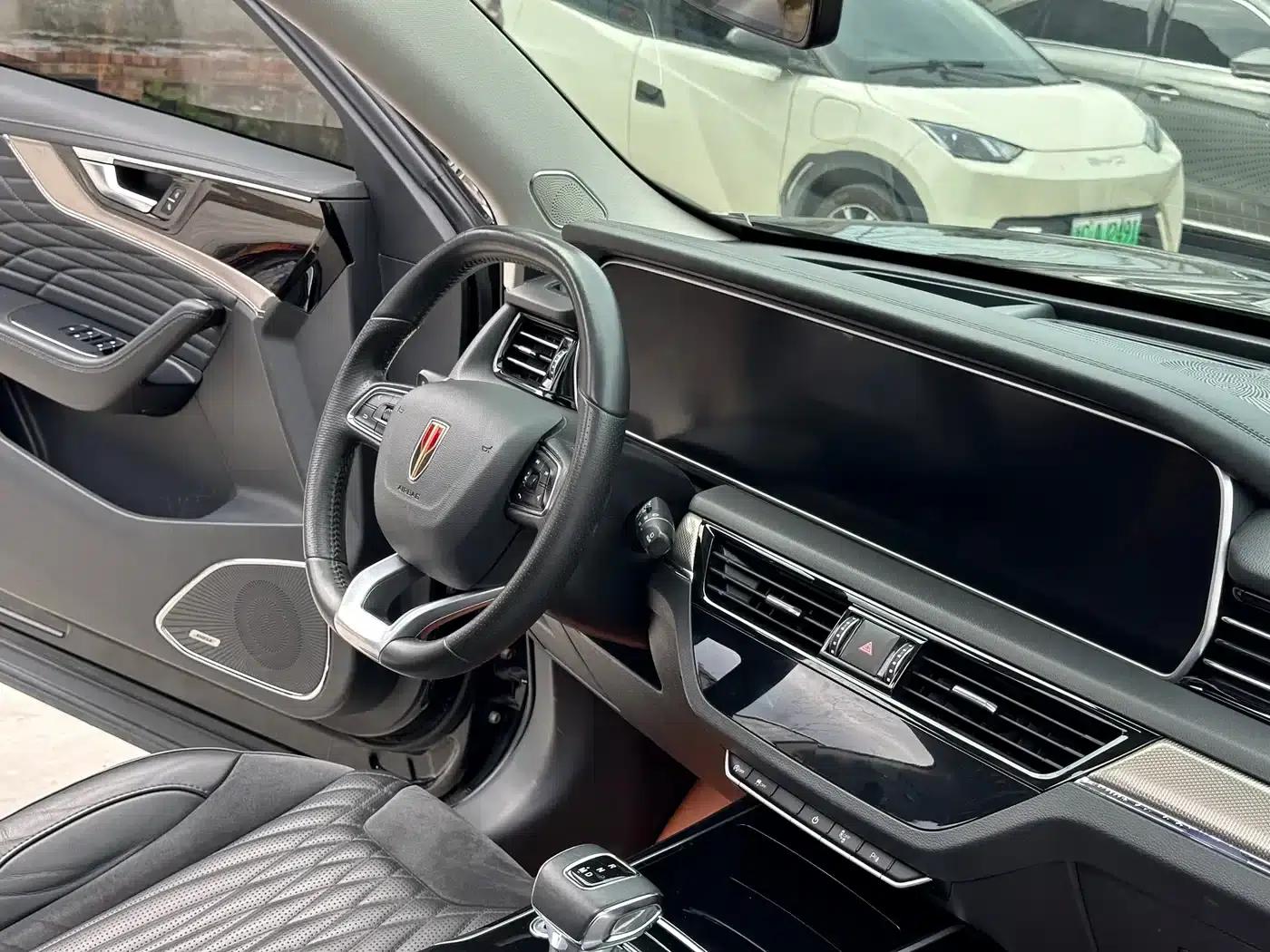 Hongqi HS5 2022 2.0T Intelligent Flagship Edition — миниатюра 15