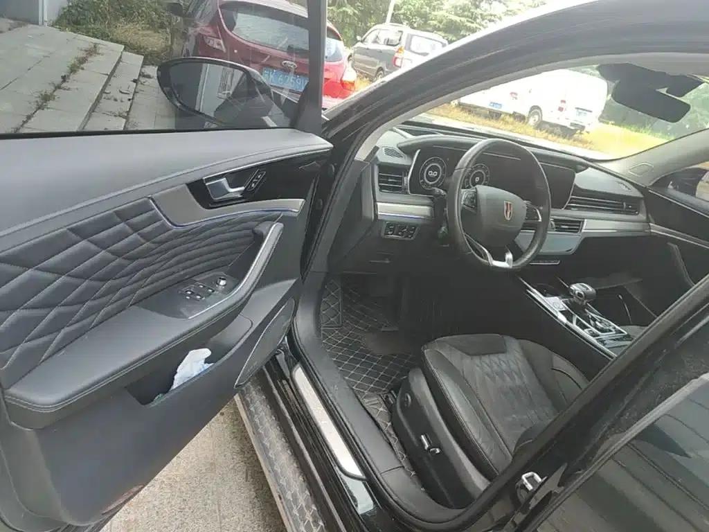 Hongqi HS5 2022 Facelift 2.0T Intelligent Flagship Edition — миниатюра 16