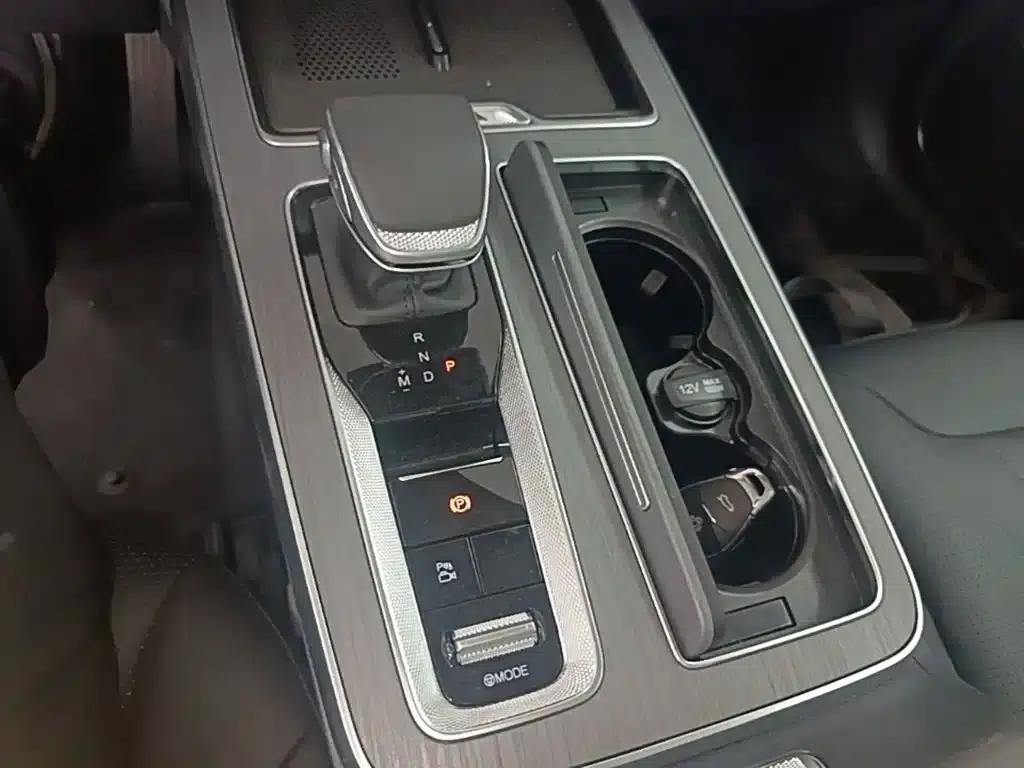 Hongqi HS5 2026 2.0T 2WD Flagship Pro Edition — миниатюра 14