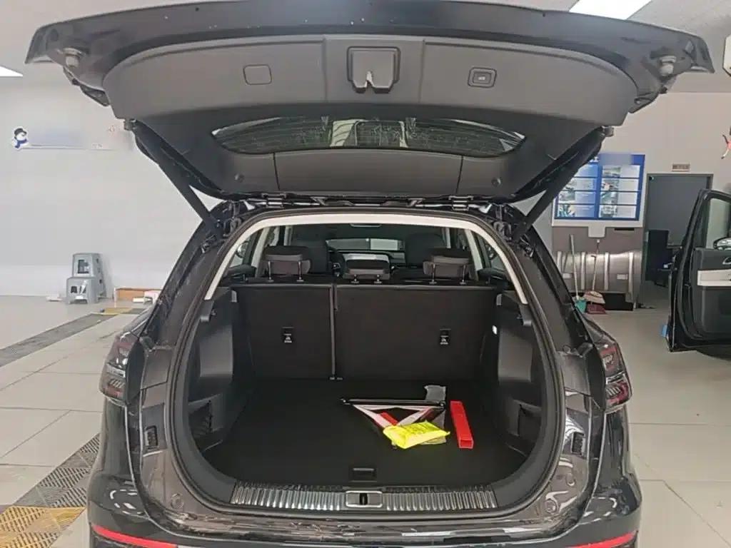 Hongqi HS5 2026 2.0T 2WD Flagship Pro Edition — миниатюра 19