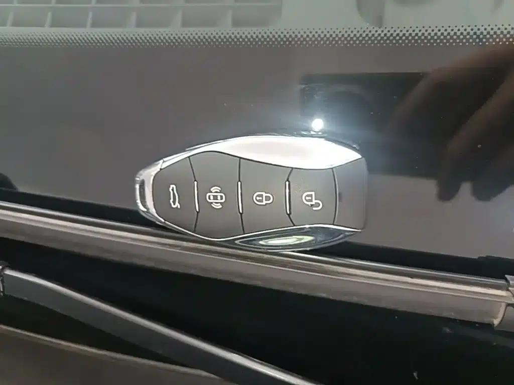 Hongqi HS5 2026 2.0T 2WD Flagship Pro Edition — миниатюра 9