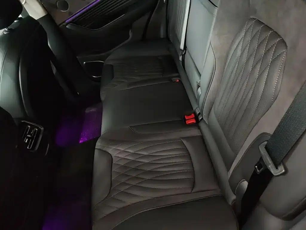 Hongqi HS5 2023 2.0T Flagship Pro Edition — миниатюра 17