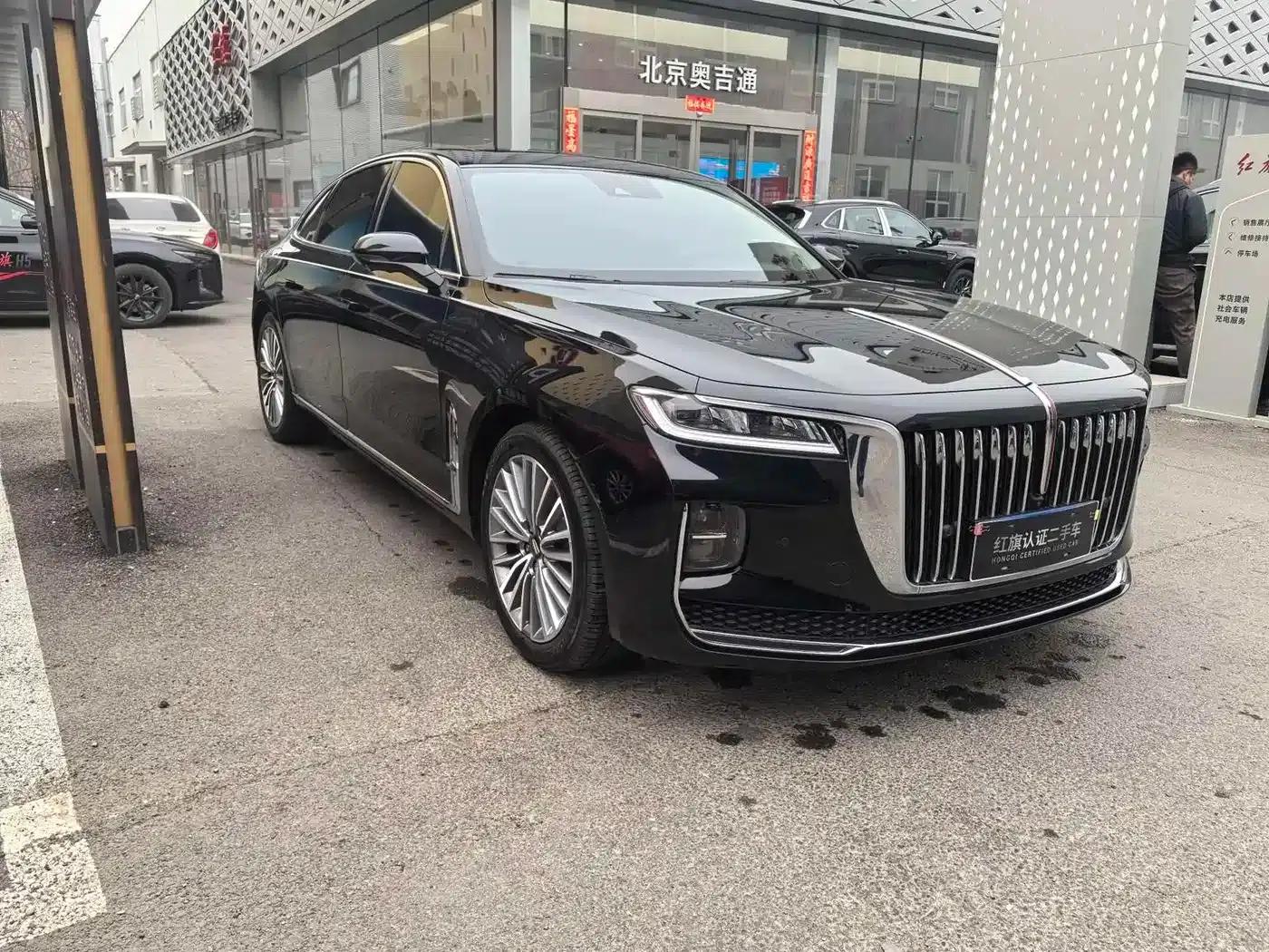 Hongqi H9 2023 2.0T Intelligent Flagship Edition — миниатюра 3