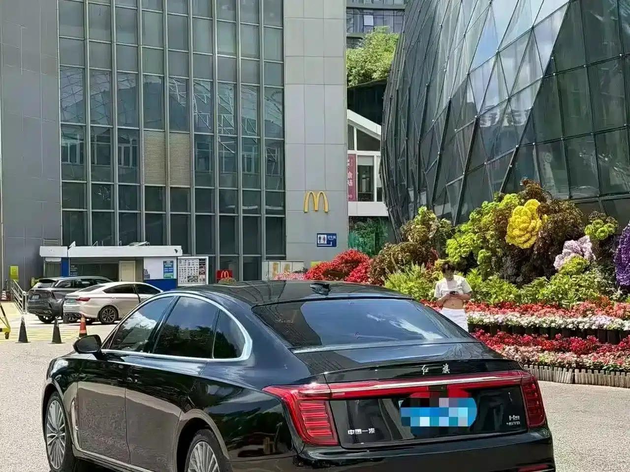 Hongqi H9 2020 2.0T Intelligent Flagship Edition — миниатюра 9