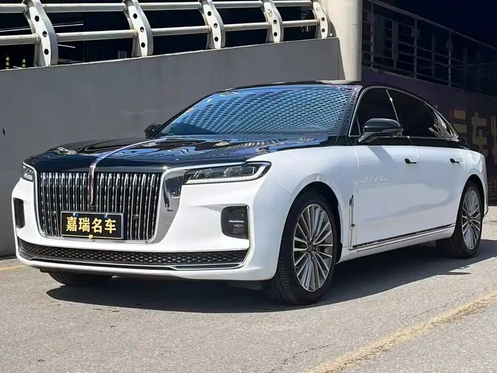 Hongqi H9 2023 2.0T Intelligent Flagship Edition — миниатюра 1