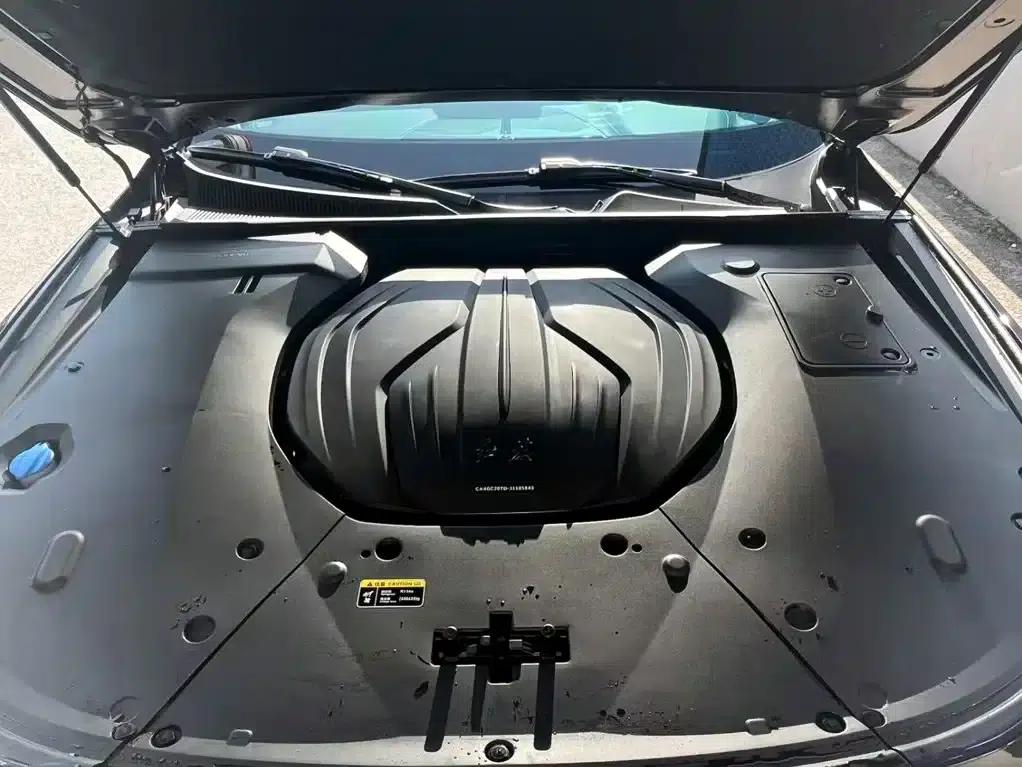 Hongqi H9 2023 2.0T Intelligent Flagship Edition — миниатюра 7