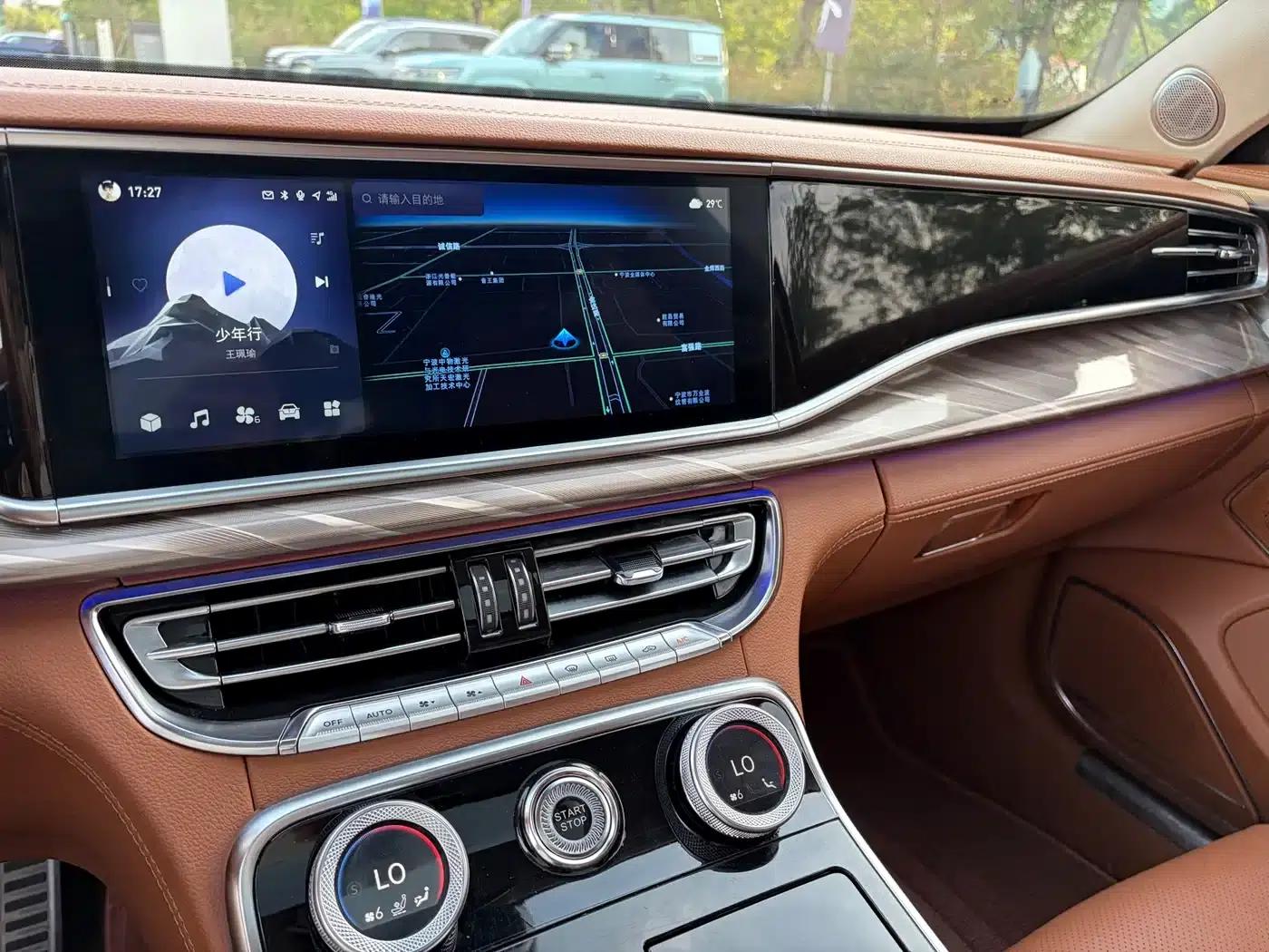 Hongqi H9 2020 2.0T Intelligent Flagship Edition — миниатюра 6