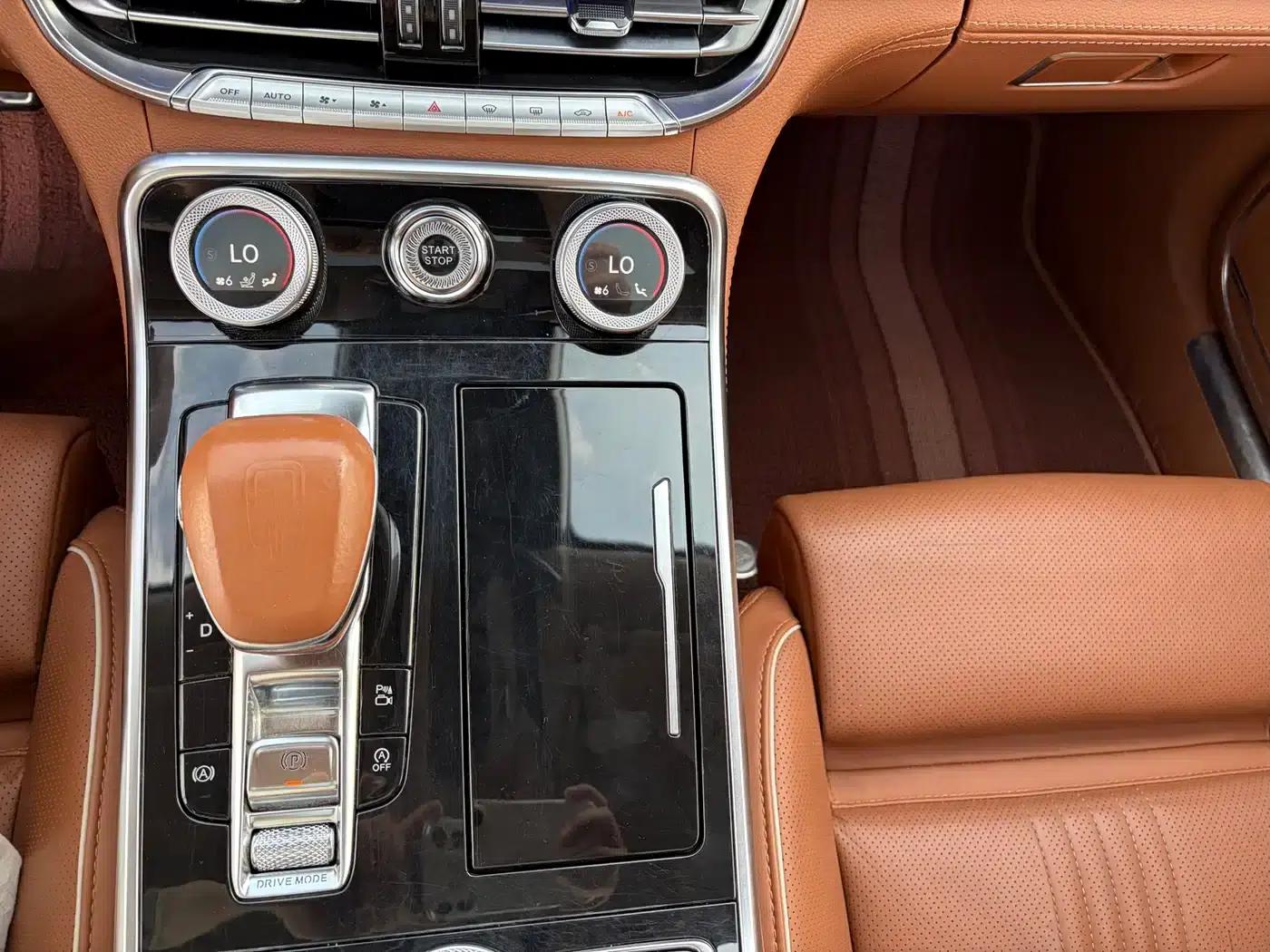 Hongqi H9 2020 2.0T Intelligent Flagship Edition — миниатюра 7