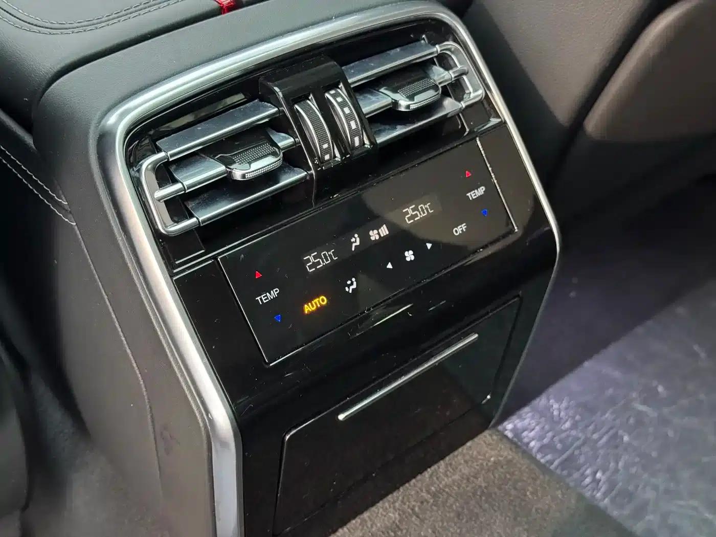 Hongqi H9 2020 2.0T Intelligent Flagship Edition — миниатюра 17