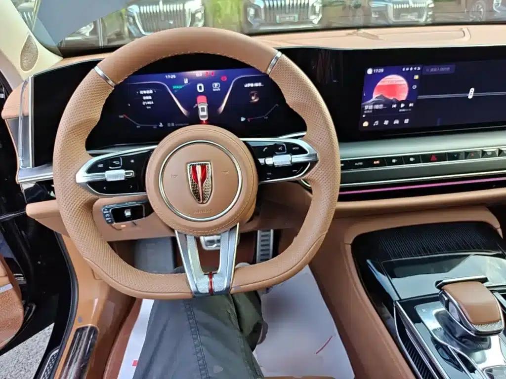 Hongqi H9 2025 Facelift 2.0T Two-Wheel Drive Flagship Private Fashion Edition 5-Seater — миниатюра 11