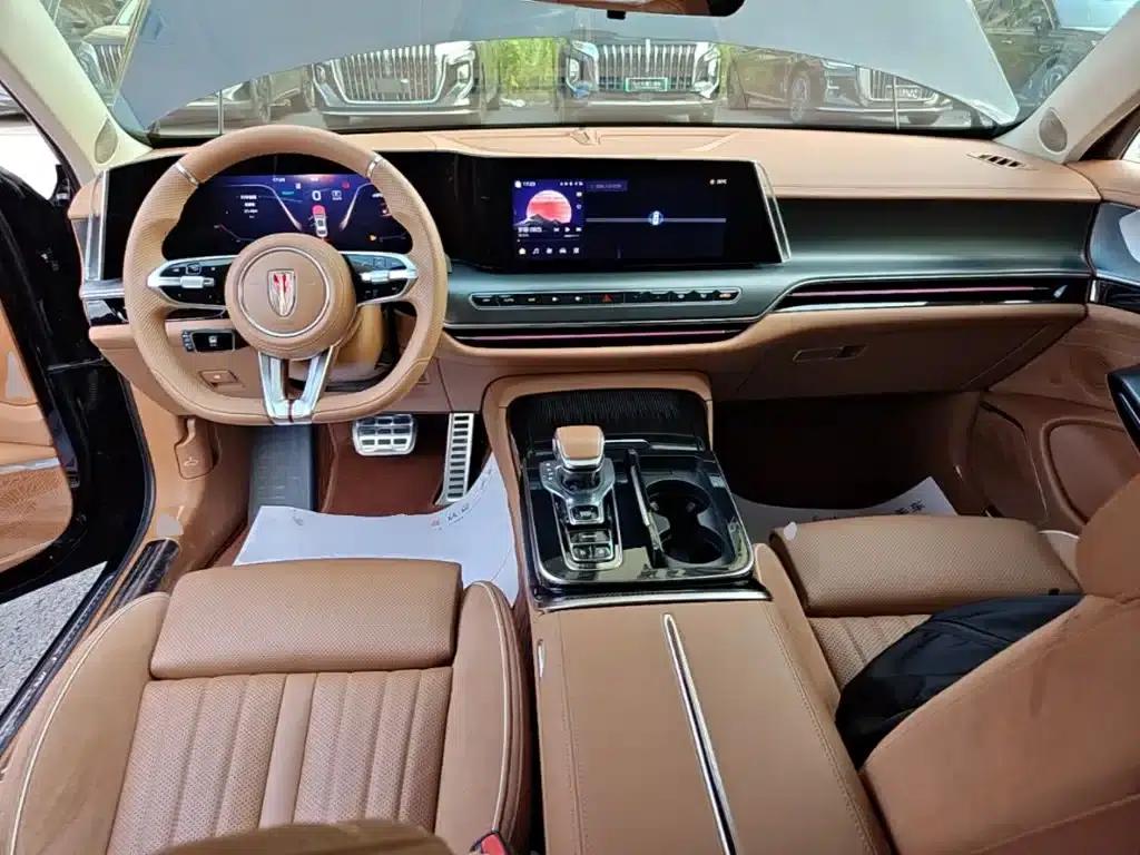 Hongqi H9 2025 Facelift 2.0T Two-Wheel Drive Flagship Private Fashion Edition 5-Seater — миниатюра 10