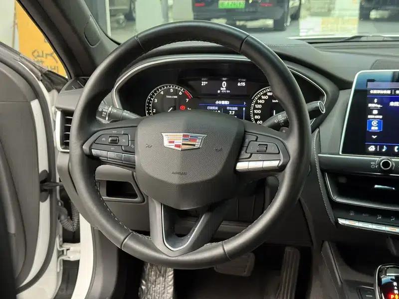 2021 Cadillac CT5 28T Luxury — миниатюра 17