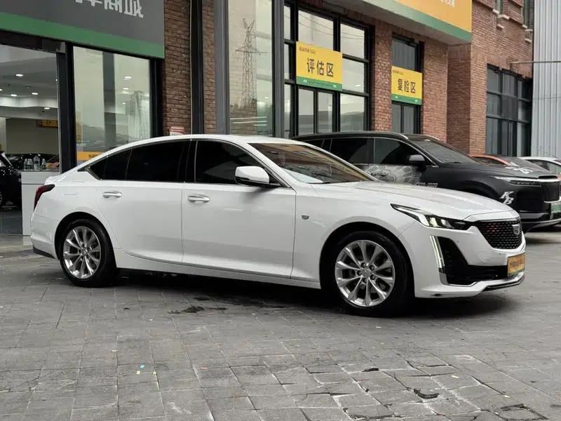 2021 Cadillac CT5 28T Luxury — миниатюра 3