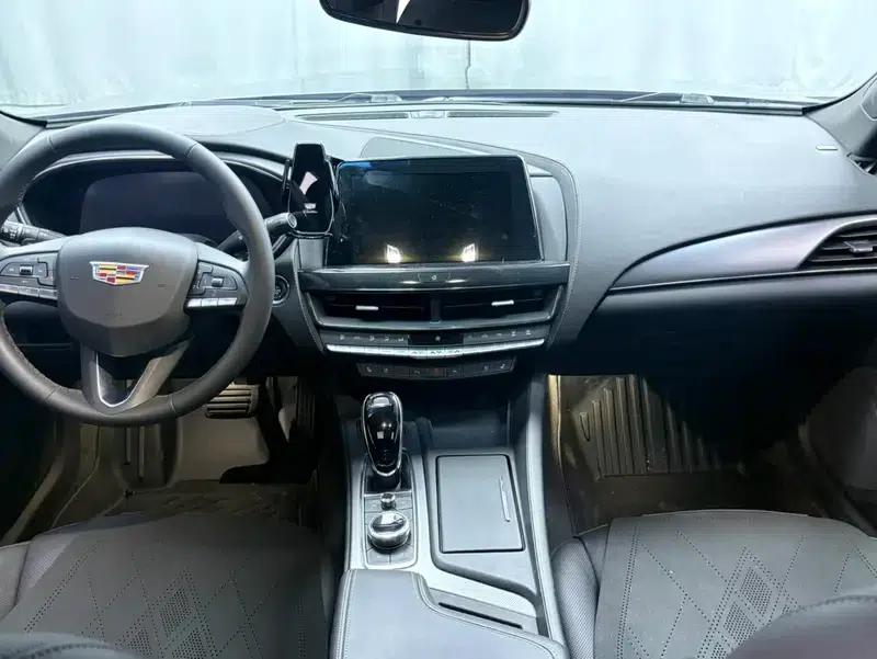 2022 Cadillac CT5 28T Luxury — миниатюра 7