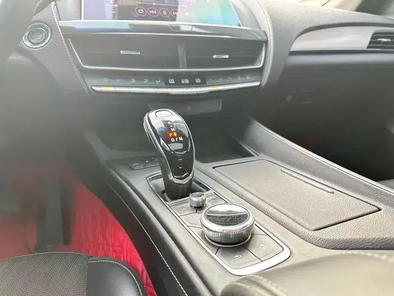 2022 Cadillac CT5 28T Luxury — миниатюра 11