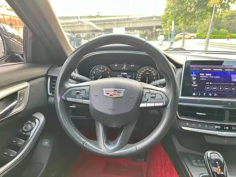 2022 Cadillac CT5 28T Luxury — миниатюра 10