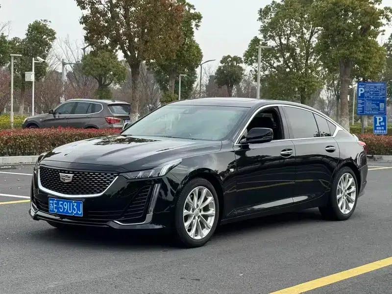 2022 Cadillac CT5 28T Luxury Standard Edition — миниатюра 1