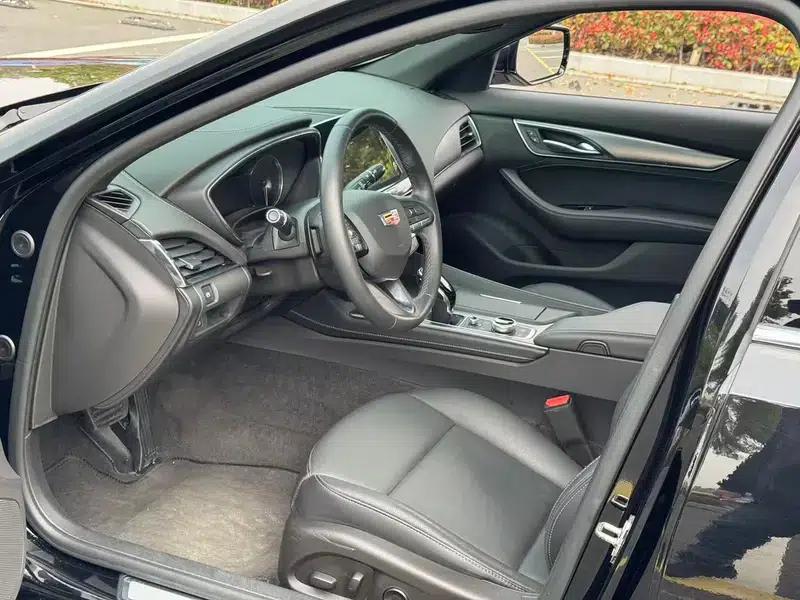 2022 Cadillac CT5 28T Luxury Standard Edition — миниатюра 9