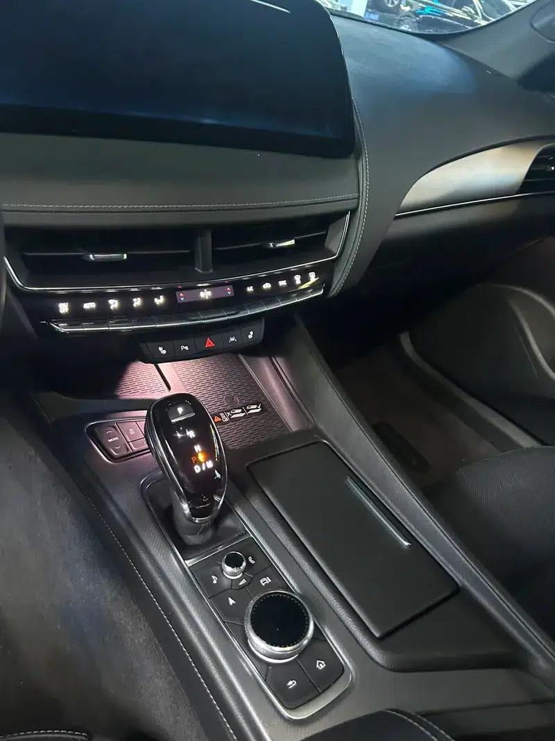 Cadillac CT5 2024 28T Platinum Edition — миниатюра 8