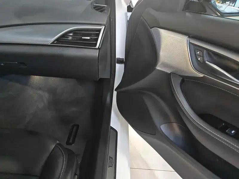 2022 Cadillac CT5 28T Luxury — миниатюра 3