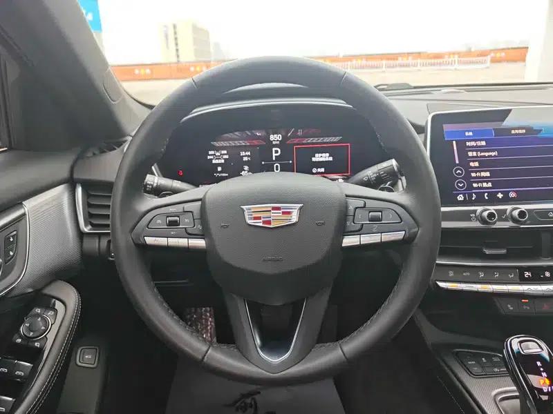 2021 Cadillac CT5 28T Luxury — миниатюра 10