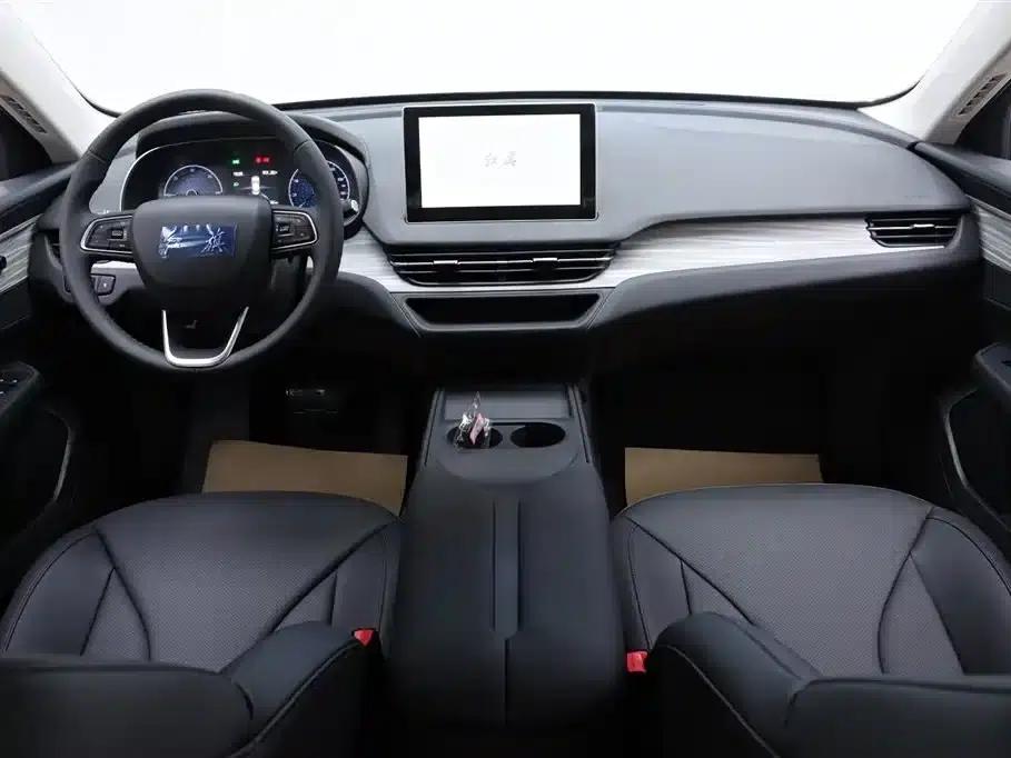 Hongqi E-QM5 2025 model, 500km range, taxi version — миниатюра 19